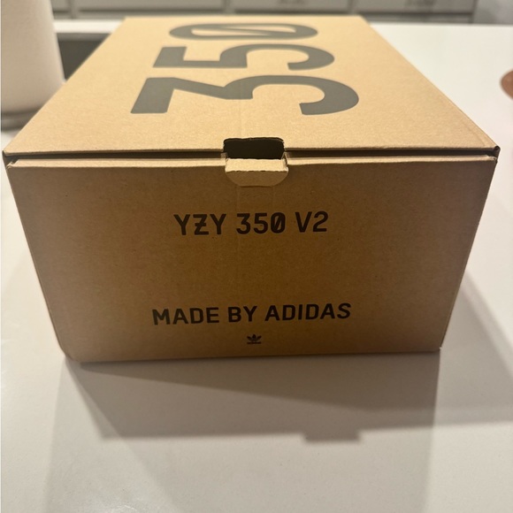 BRAND NIB Yeezy Boost 350 V2 in Steel Grey Sz 9.5 (Yzy by Adidas) - Picture 13 of 16